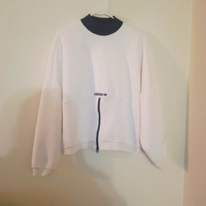 Adidas Medium Sweatshirt‎